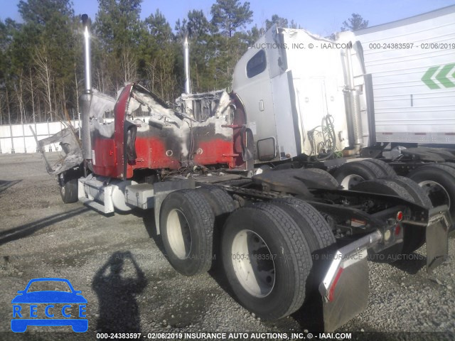 2000 FREIGHTLINER CONVENTIONAL FLD120 1FUPCDZB9YLA78347 image 2