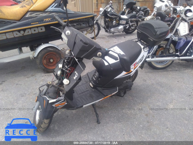 2018 TAO TAO MOPED L9NTCBAGJ1010170 Bild 1