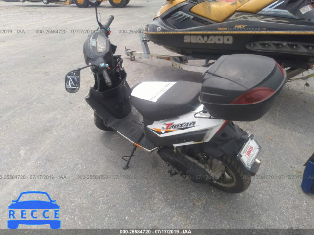 2018 TAO TAO MOPED L9NTCBAGJ1010170 Bild 2