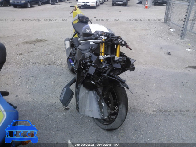2017 YAMAHA YZFR1 JYARN39EXHA003238 image 0