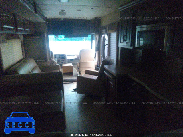 2007 WORKHORSE CUSTOM CHASSIS MOTORHOME CHASSIS W24 5B4MPA7G273425191 image 4