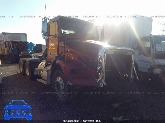 1998 FREIGHTLINER FLD FLD112 2FUY6MCB1WA952260 image 0