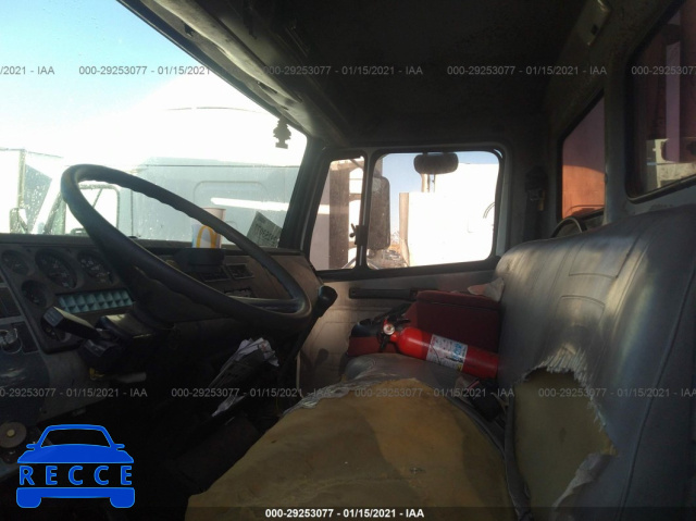 1999 FREIGHTLINER FL70 FL70 1FV6HJBA5XHA67193 image 4