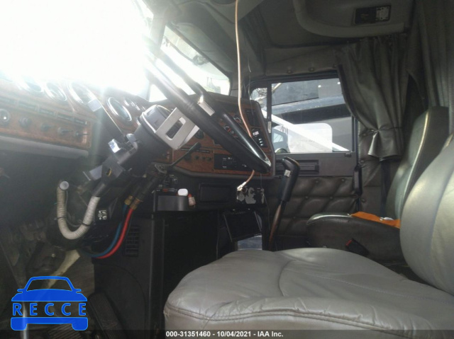 2001 FREIGHTLINER FLD FLD120 1FUJAHBD01LH01438 image 4