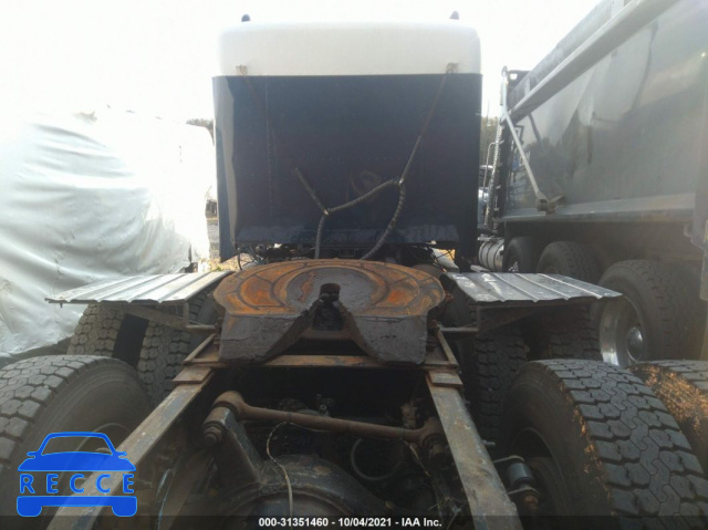 2001 FREIGHTLINER FLD FLD120 1FUJAHBD01LH01438 image 7