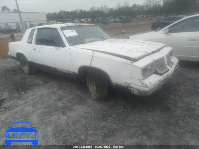 1983 OLDSMOBILE CUTLASS SUPREME  1G3AR47A9DM414490 Bild 0