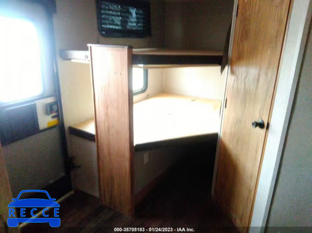 2018 COACHMEN FREEDOM 5ZT2FEUB9JS030425 image 11