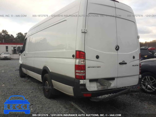 2015 MERCEDES BENZ 2500 SPRINTER WD3PE8DCXF5969412 image 2