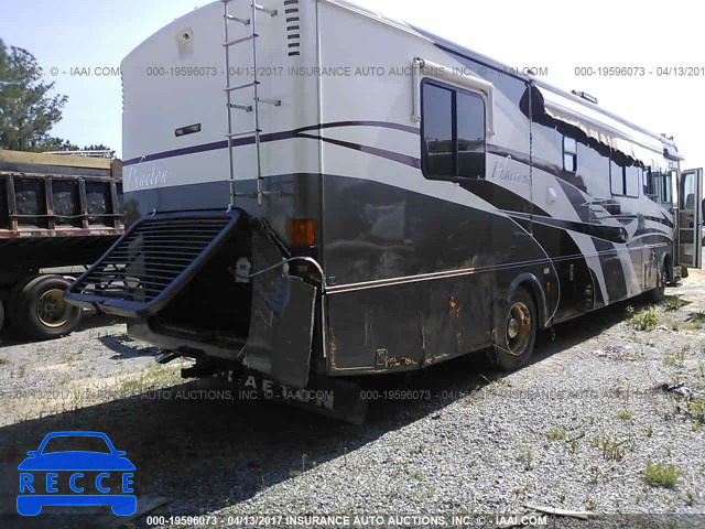 2002 FREIGHTLINER CHASSIS X LINE MOTOR HOME 4UZAAHAK72CJ85466 image 3