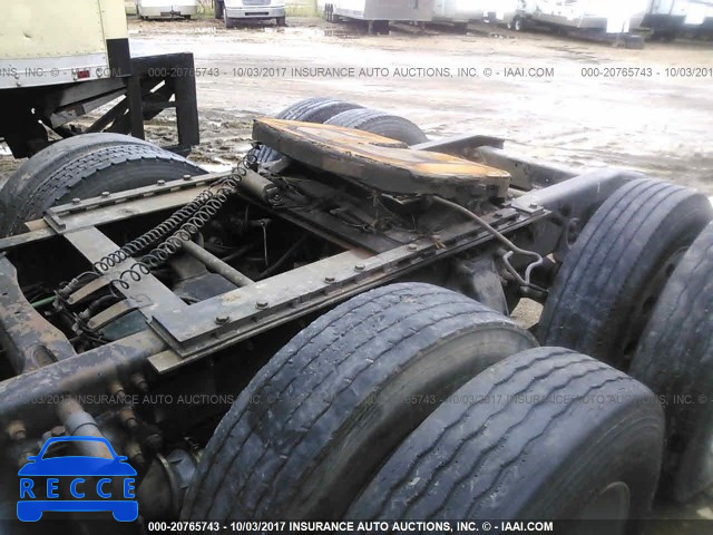 2001 FREIGHTLINER ST120 ST120 1FUJBBCG51LJ06617 image 6