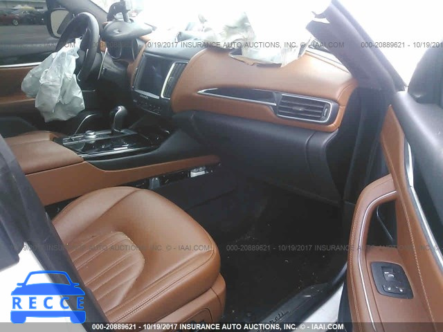 2017 MASERATI LEVANTE ZN661XUS1HX226920 image 4