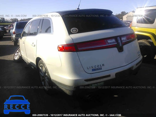 2012 LINCOLN MKT 2LMHJ5AT6CBL53092 image 2