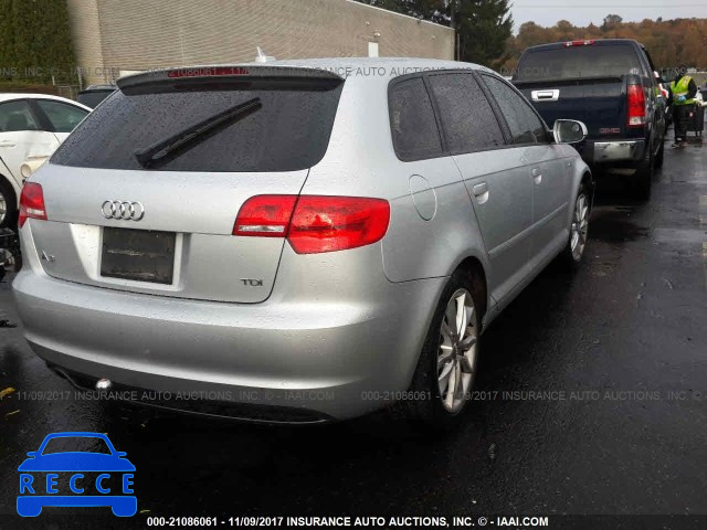 2012 AUDI A3 PREMIUM WAUBJAFM3CA029221 зображення 3