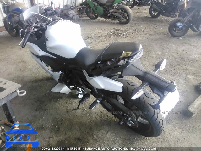 2017 KAWASAKI EX650 J JKAEXEJ19HDA00389 Bild 2