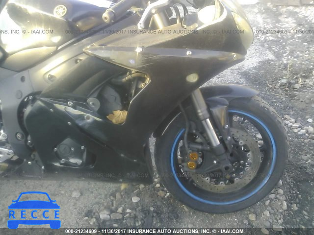 2005 YAMAHA YZFR6 L JYARJ06E45A027464 Bild 4