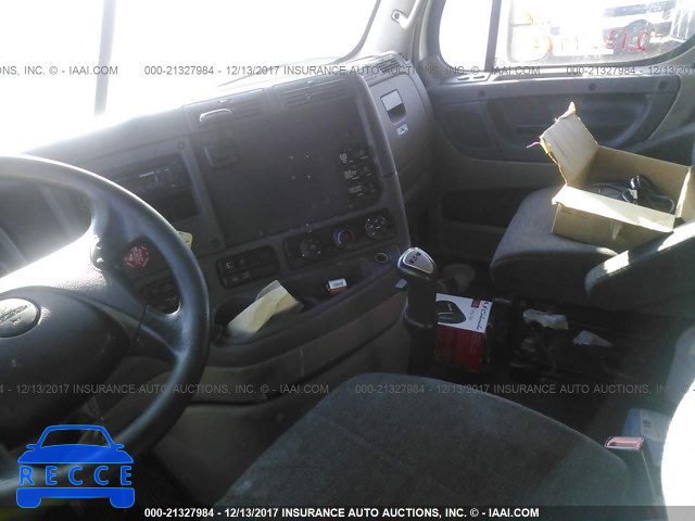 2011 FREIGHTLINER CASCADIA 125 1FUJGLDR4BSBD1330 image 4