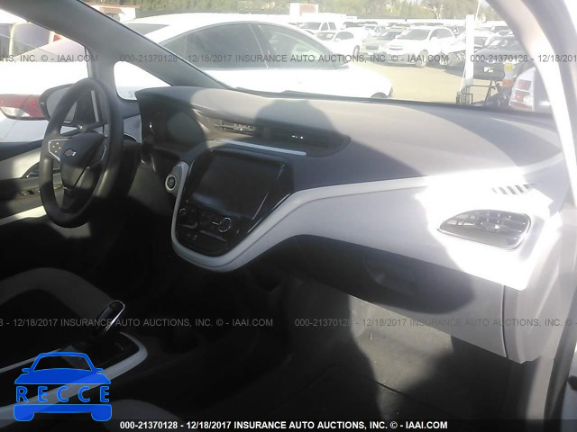 2017 CHEVROLET BOLT EV LT 1G1FW6S0XH4141471 image 4