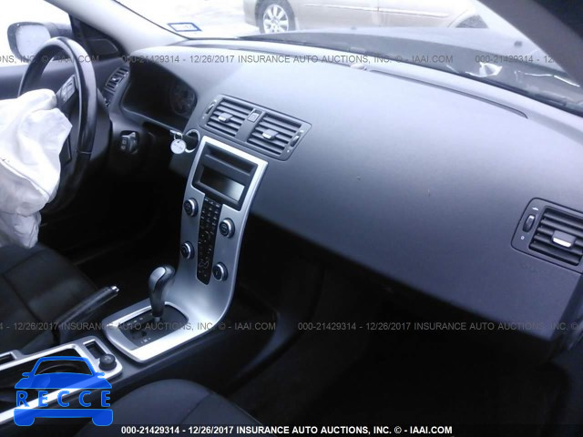 2011 VOLVO C30 T5 YV1672MK4B2203472 image 4