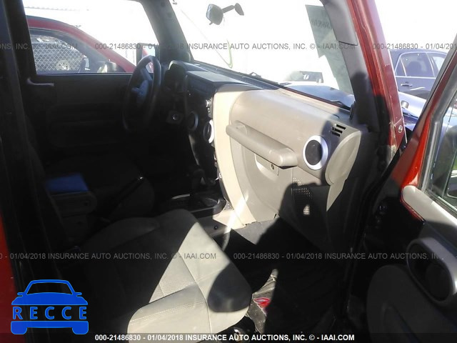 2008 JEEP WRANGLER UNLIMITE SAHARA 1J4GA59198L514020 Bild 4