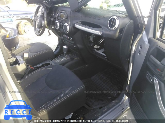 2015 JEEP WRANGLER UNLIMITE SAHARA 1C4BJWEG1FL502120 image 4