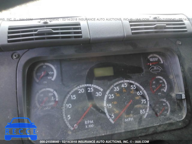 2011 FREIGHTLINER CASCADIA 125 1FUJGLDR9BLAY1569 image 5