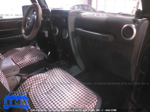 2008 JEEP WRANGLER UNLIMITE SAHARA 1J4GA59138L542332 image 4
