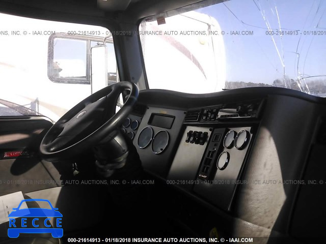 2016 KENWORTH CONSTRUCTIONON T270 2NKHHM6X6GM130173 Bild 4