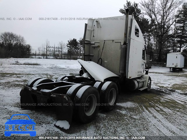 2005 FREIGHTLINER ST120 ST120 1FUJBBCK55LN67133 image 3