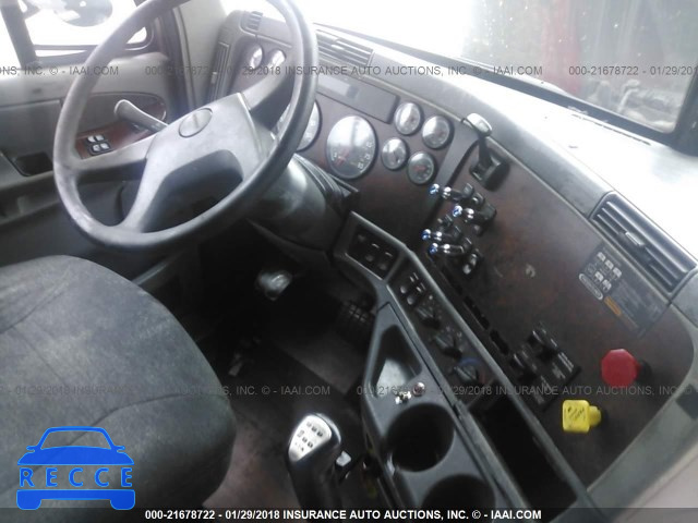 2004 FREIGHTLINER ST120 ST120 1FUJBBAV24LM68636 image 4