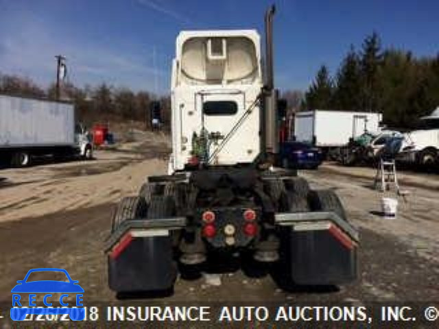 2000 FREIGHTLINER FLD FLD120 1FUYDMDB0YPF87048 зображення 7