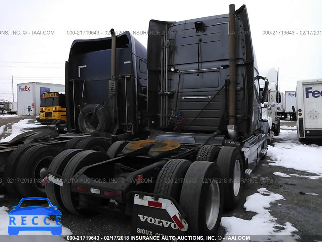 2010 VOLVO VNL L 4V4NC9TG1AN284340 Bild 3