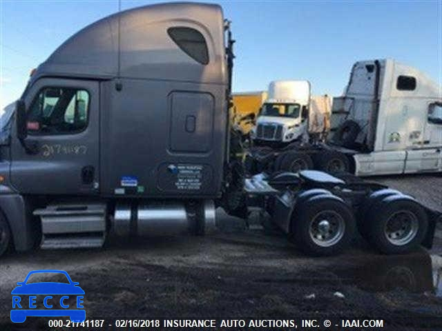 2010 FREIGHTLINER CASCADIA 125 1FUJGLDR7ALAH3268 image 2