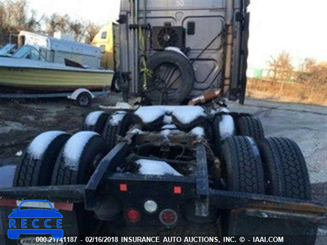 2010 FREIGHTLINER CASCADIA 125 1FUJGLDR7ALAH3268 image 3
