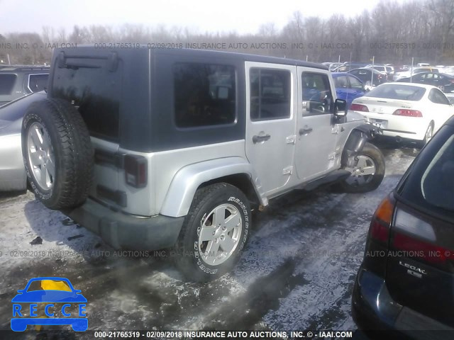 2008 JEEP WRANGLER UNLIMITE SAHARA 1J8GA59188L501869 image 3