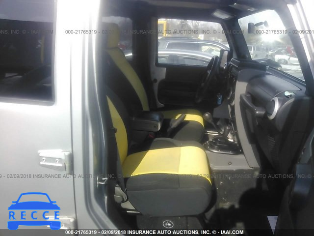 2008 JEEP WRANGLER UNLIMITE SAHARA 1J8GA59188L501869 image 4