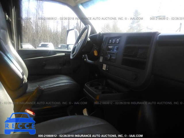 2014 GMC SAVANA CUTAWAY G3500 1GD374CG8E1907164 image 4