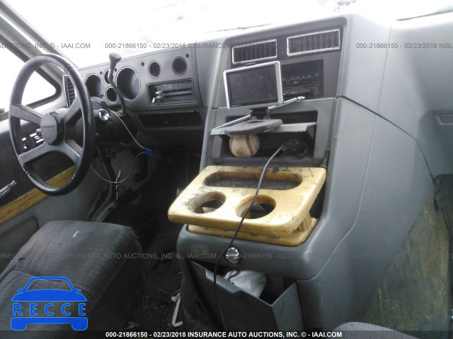 1990 CHEVROLET G20 1GBEG25K3L7127624 image 4