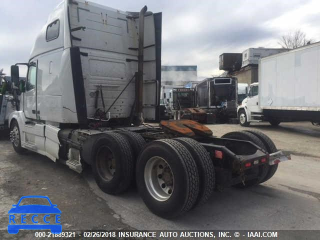 2010 VOLVO VNL L 4V4NC9TJ4AN286109 image 2