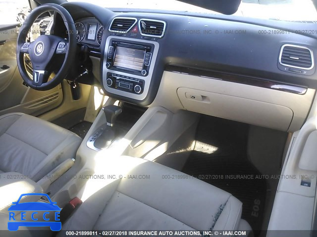 2010 VOLKSWAGEN EOS LUX WVWFA7AH1AV011534 image 4