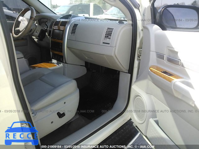 2009 CHRYSLER ASPEN HYBRID LIMITED 1A8JW18TX9F704037 image 4