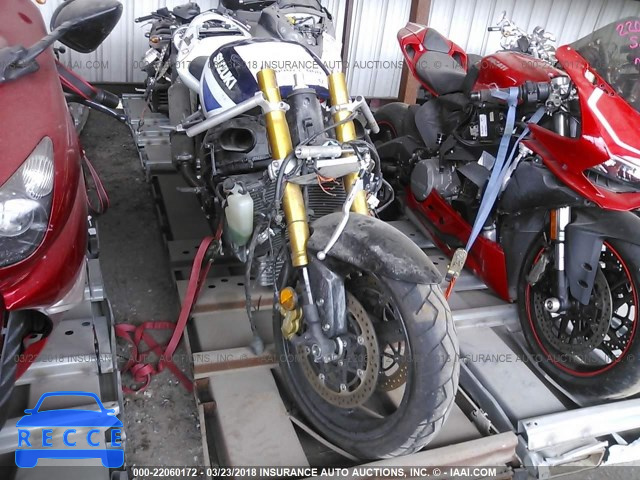 2004 SUZUKI GSX-R1000 JS1GT75A442105662 image 0