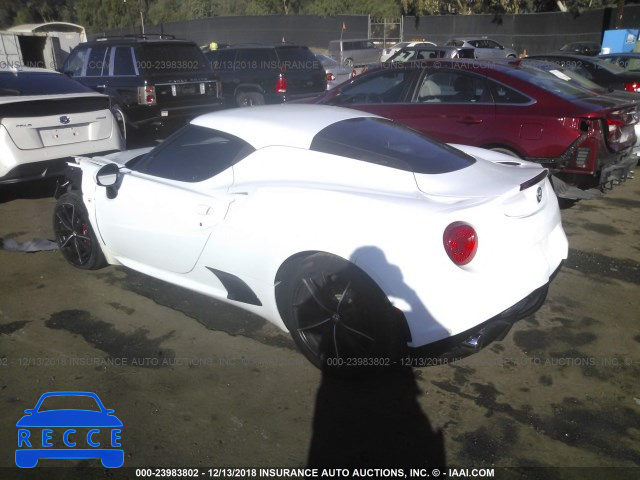 2015 ALFA ROMEO 4C ZARBAAA4XFM168118 Bild 2