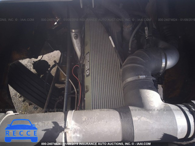 2001 FREIGHTLINER CONVENTIONAL FLD120 1FUPUSZB61LF90199 image 9