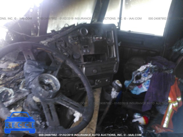 1998 FREIGHTLINER FLD FLD120 1FUYDZYB7WP784199 image 4