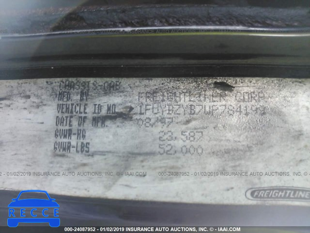 1998 FREIGHTLINER FLD FLD120 1FUYDZYB7WP784199 image 8