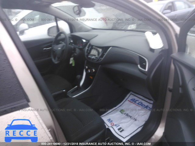 2019 CHEVROLET TRAX LS 3GNCJKSB9KL116122 зображення 4