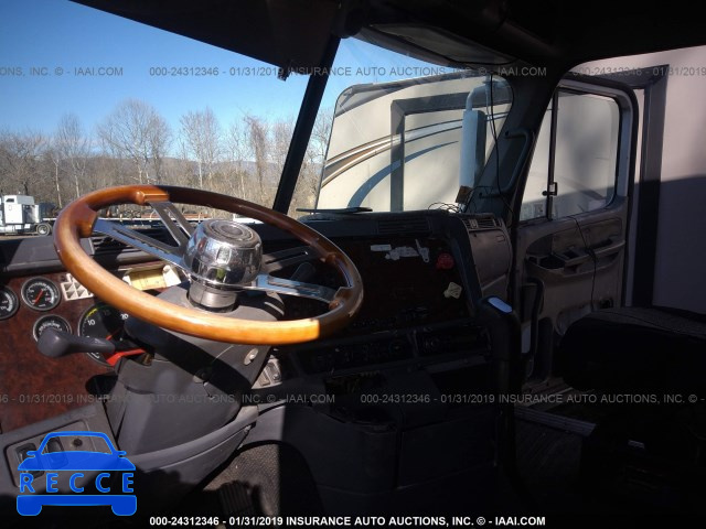2000 FREIGHTLINER CONVENTIONAL FLC120 1FUYSSEB6YLA80672 image 4