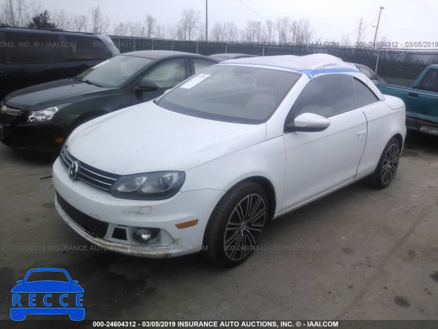 2015 VOLKSWAGEN EOS LUX/EXECUTIVE WVWFW8AH8FV005504 Bild 1