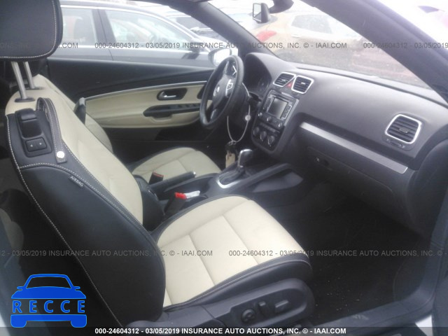 2015 VOLKSWAGEN EOS LUX/EXECUTIVE WVWFW8AH8FV005504 Bild 4