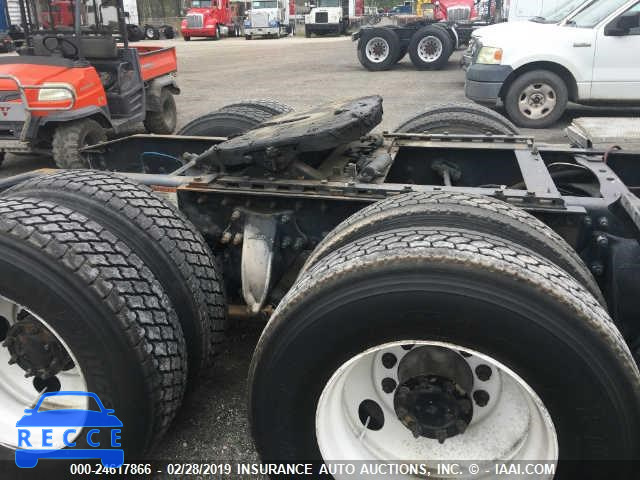 2004 FREIGHTLINER CONVENTIONAL COLUMBIA 1FUJA6CK94LM48445 image 5